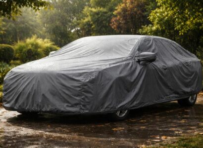 découvrez comment bien choisir votre housse de voiture d'extérieur pour protéger efficacement votre véhicule des intempéries et préserver sa beauté toute l'année.