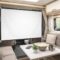 Écran de projection : installer sans percer dans un camping-car, idées