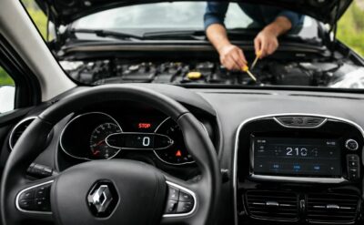 découvrez comment réinitialiser facilement le voyant stop sur votre clio 4 grâce à nos conseils pratiques et simples à suivre.