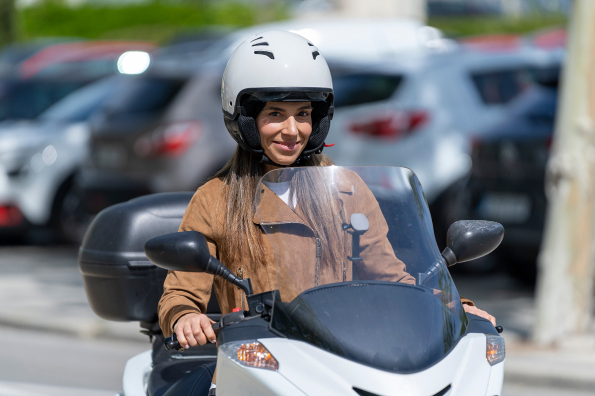 assurance scooter