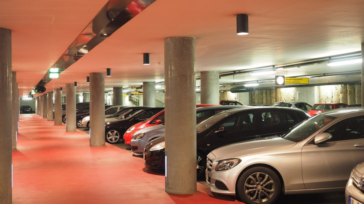 Où garer sa voiture le temps d’un voyage longue durée