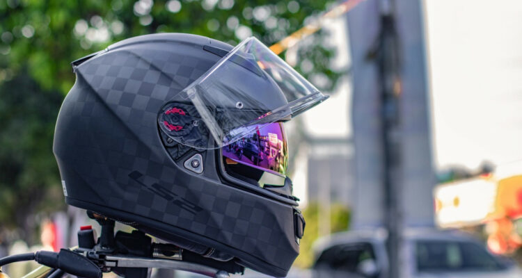 Comment choisir votre casque de moto ?