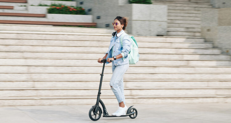 déplacement en trottinette électrique