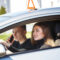 Les défis et solutions pour les jeunes conducteurs novices sur la route