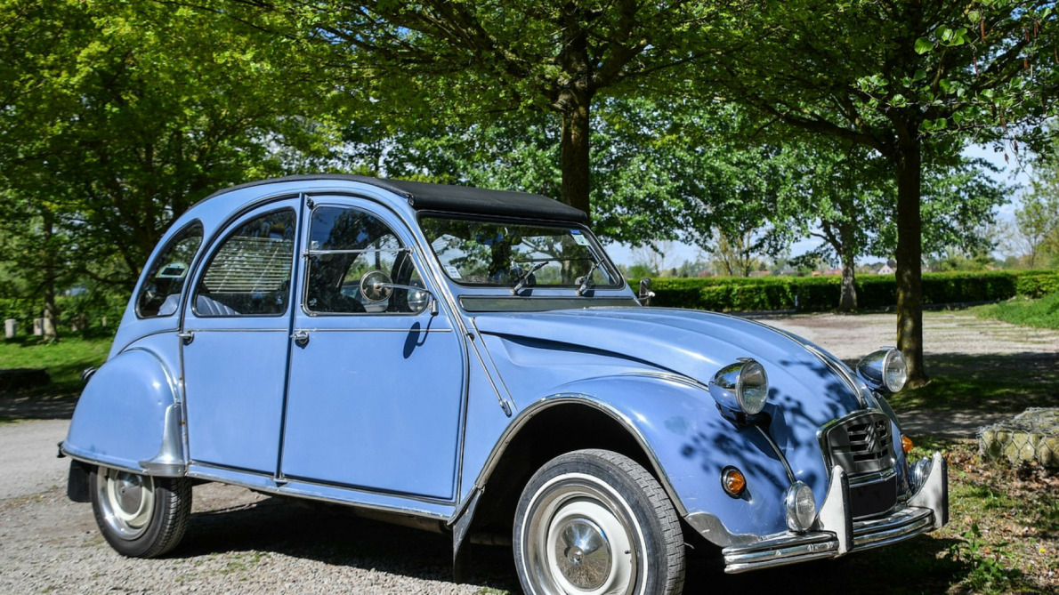 Et si vous louiez une 2 CV sur Paris ?