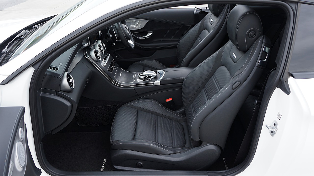 nettoyer cuir voiture