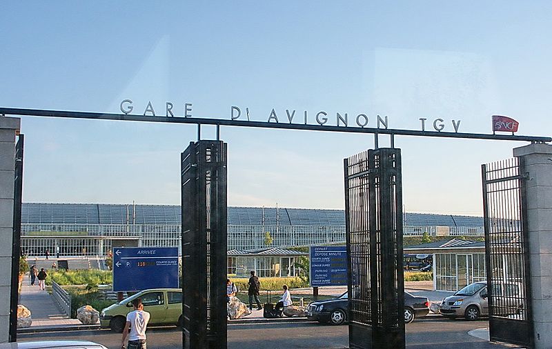 parking gare tgv Avignon