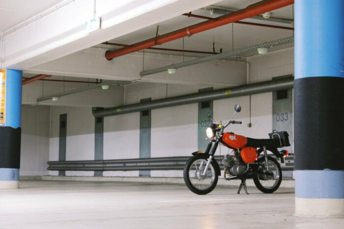 parking pour moto