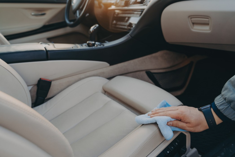 Recette de grandmère pour nettoyer un siège de voiture