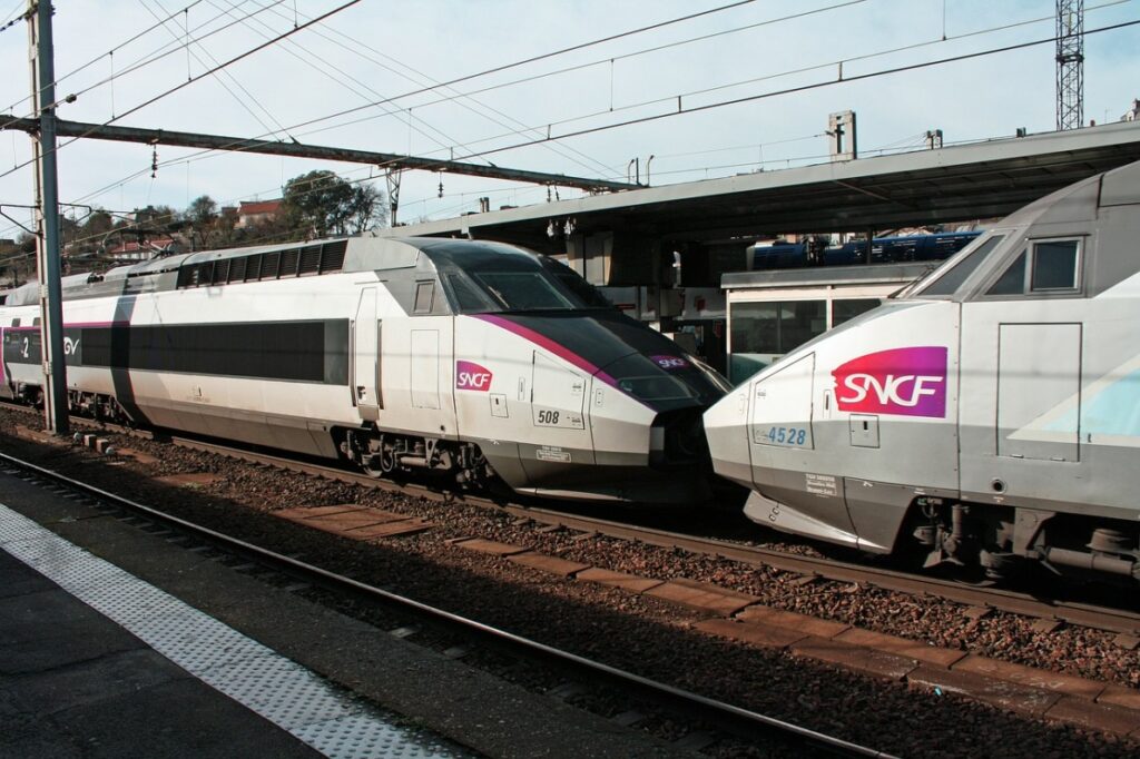 train à grande vitesse