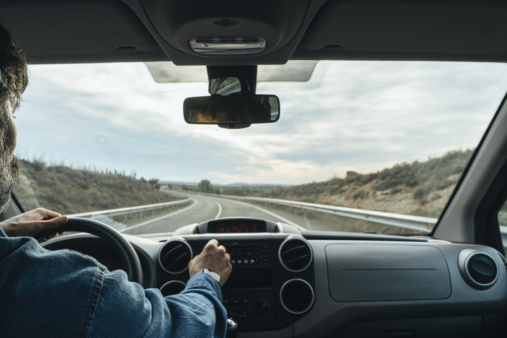un véhicule utilitaire avec chauffeur