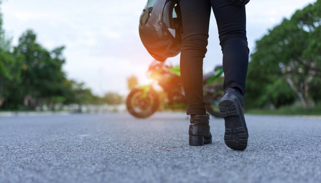 changer équipement moto, casque de moto, sécurité