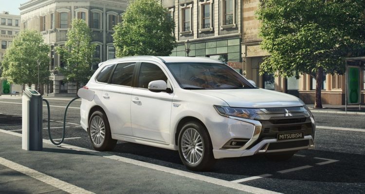 voiture hybride outlander mitsubishi